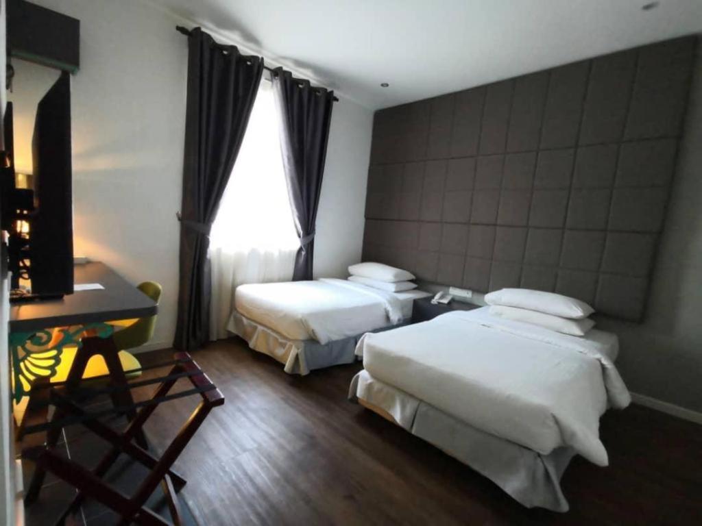 The Ardens Hotel - Austin Johor Bahru Esterno foto