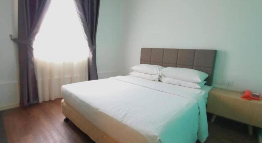 The Ardens Hotel - Austin Johor Bahru Esterno foto