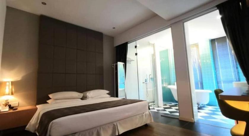 The Ardens Hotel - Austin Johor Bahru Esterno foto