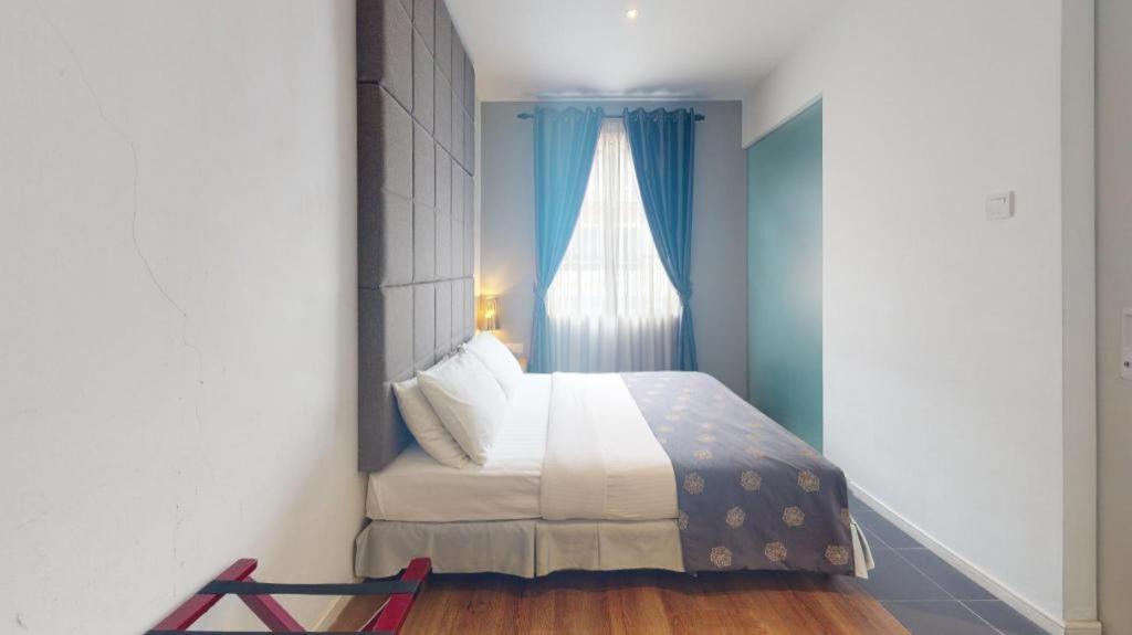 The Ardens Hotel - Austin Johor Bahru Esterno foto